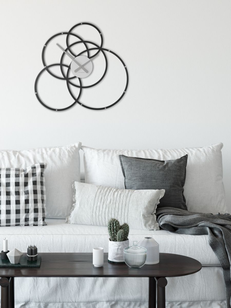 Orologio da parete Black Hole di CalleaDesign - ambientato