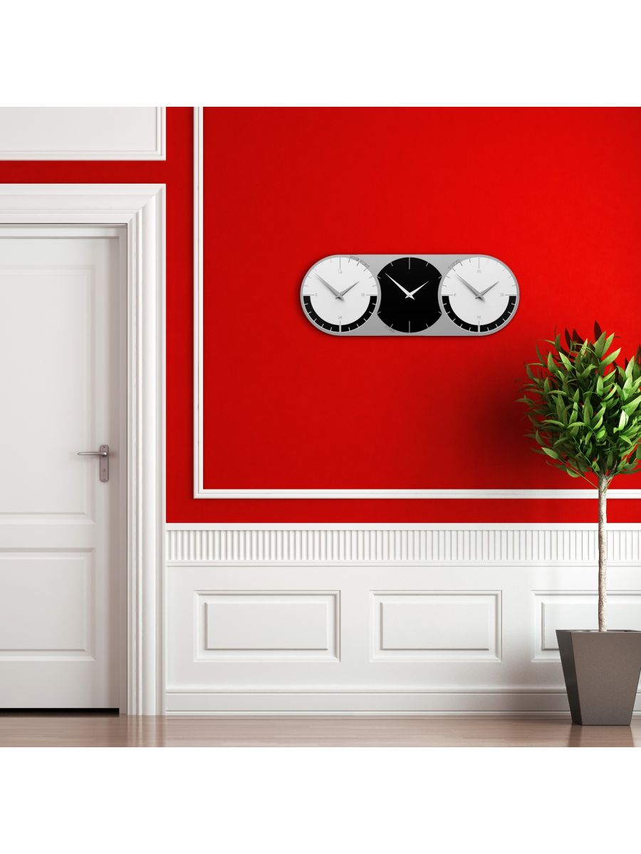 Ambientazione orologio da parete con fusi orari World clock 3 CalleaDesign